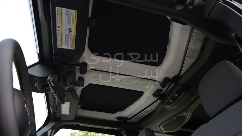 2025 جييب رانجلر سبورت بلس