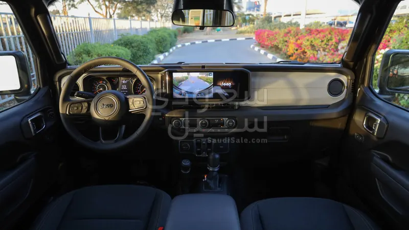 2025 جييب رانجلر سبورت بلس