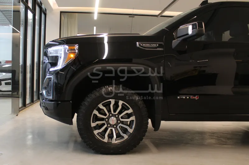 2022 جي ام سي سييرا اي تي 4