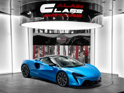 2023 McLaren Artura