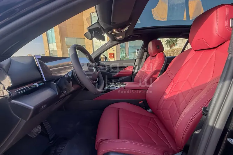 2026 BMW 5 Series 520i
