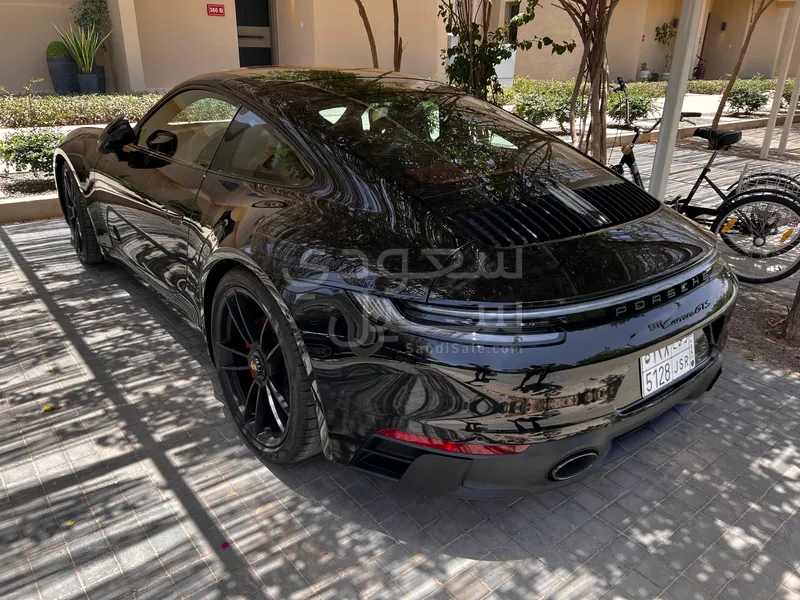 2023 بورش 911 كاريرا جي تي اس