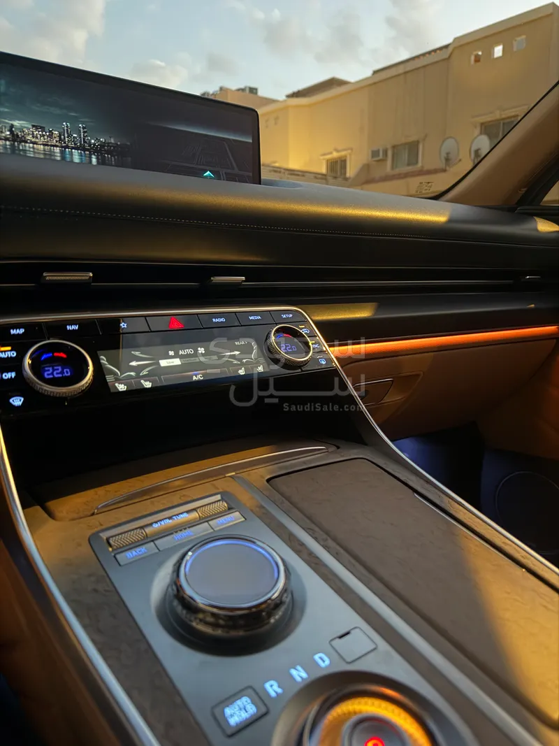 2023 جينيسيس جي في 80