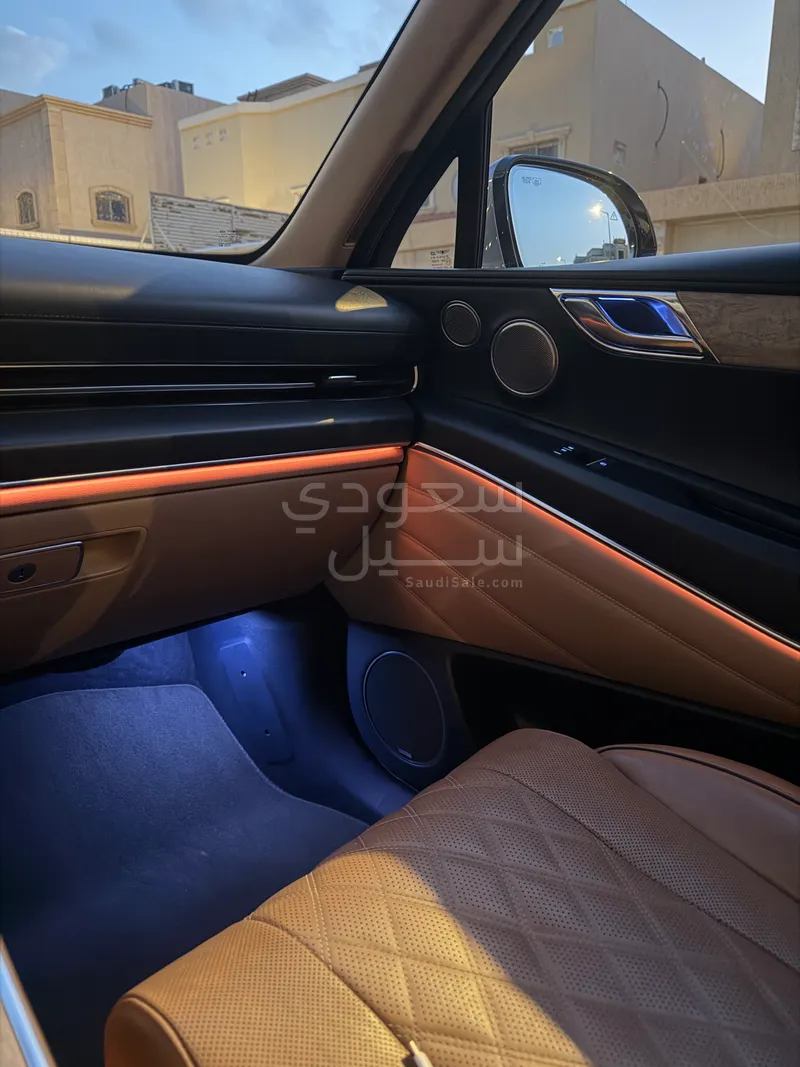 2023 جينيسيس جي في 80