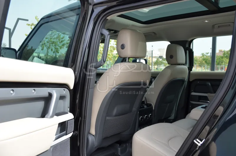 2024 Land Rover Defender 110