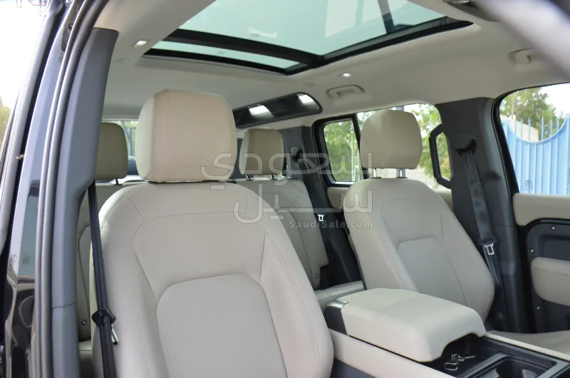 2024 Land Rover Defender 110