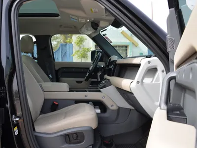 2024 Land Rover Defender 110