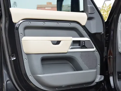 2024 Land Rover Defender 110