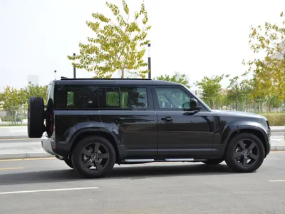 2024 Land Rover Defender 110