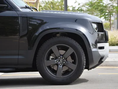 2024 Land Rover Defender 110