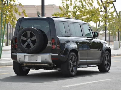 2024 Land Rover Defender 110