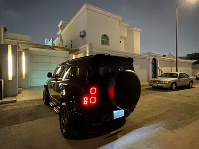 2023 لاند روفر ديفيندر اكس 110