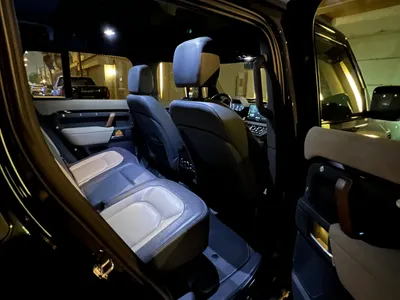 2023 لاند روفر ديفيندر اكس 110