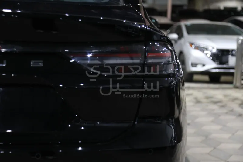 2026 فورد توروس امبيانتي