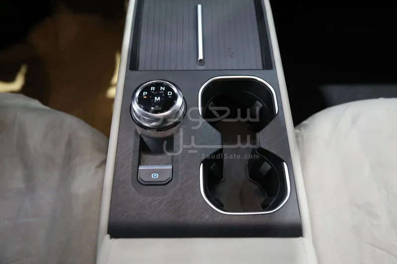 2026 فورد توروس امبيانتي