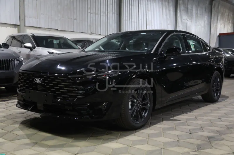 2026 فورد توروس امبيانتي