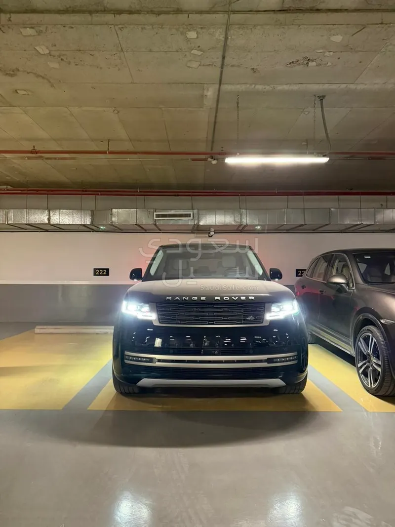 2023 Land Rover Range Rover HSE