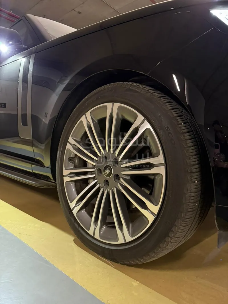 2023 Land Rover Range Rover HSE