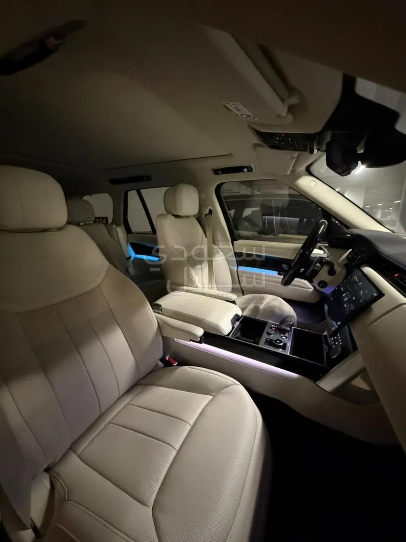 2023 Land Rover Range Rover HSE