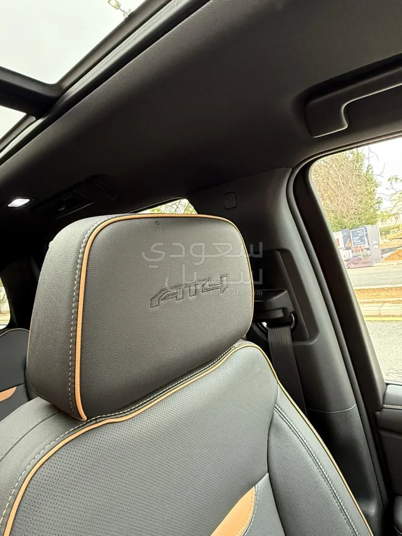 2023 جي ام سي يوكون اي تي 4