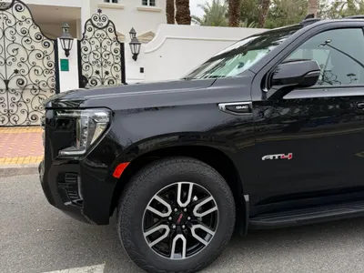 2023 جي ام سي يوكون اي تي 4