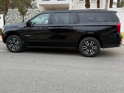 2023 جي ام سي يوكون اي تي 4