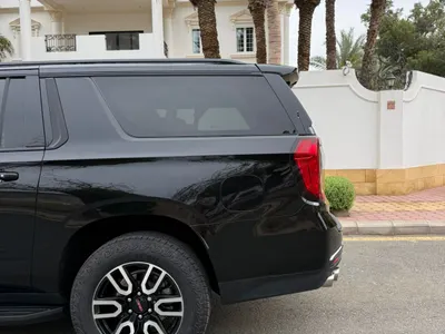 2023 جي ام سي يوكون اي تي 4