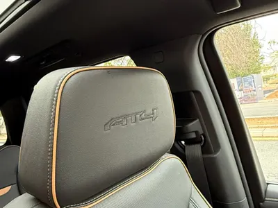 2023 جي ام سي يوكون اي تي 4