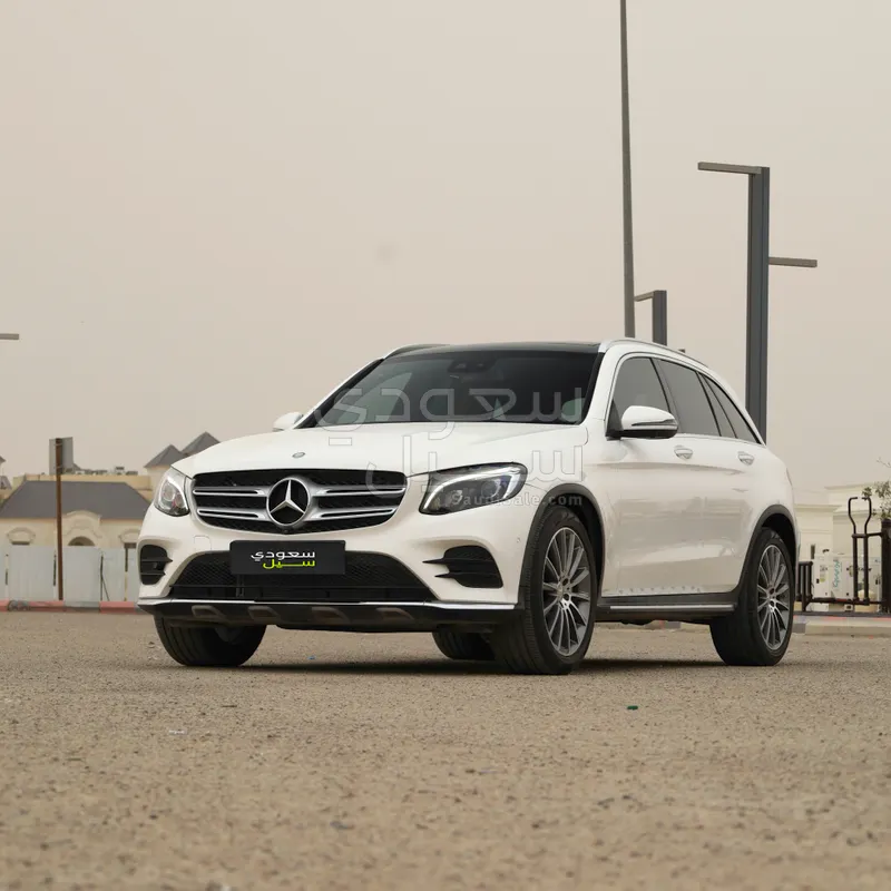 2017 مرسيدس - بنز جي إل سي 300