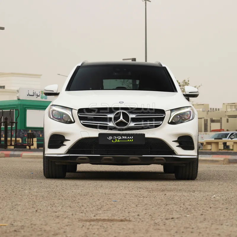 2017 مرسيدس - بنز جي إل سي 300