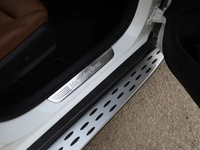 2017 مرسيدس - بنز جي إل سي 300