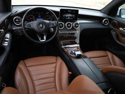 2017 مرسيدس - بنز جي إل سي 300