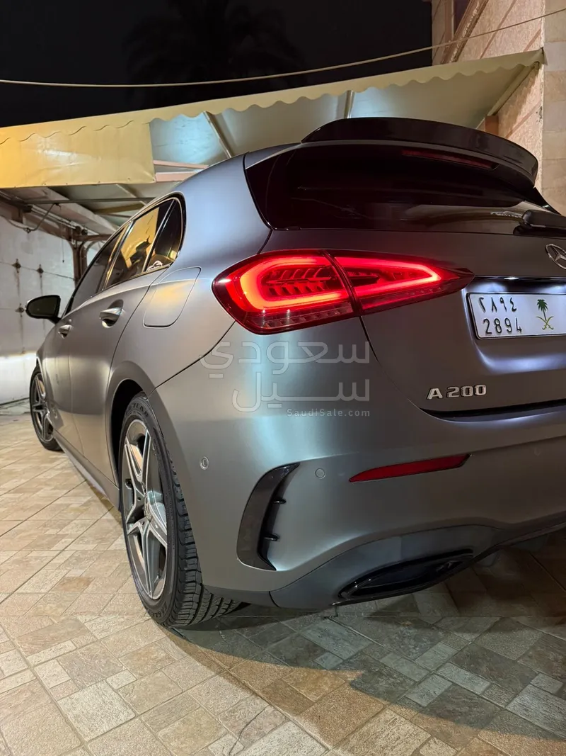 2020 مرسيدس - بنز أي 200