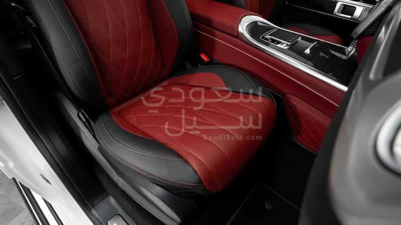 2025 مرسيدس - بنز جي 63 أي إم جي