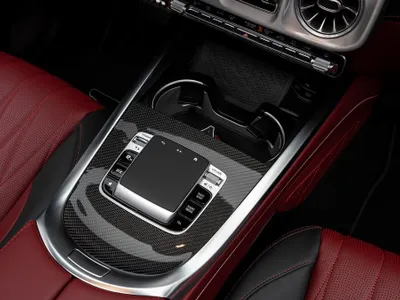 2025 مرسيدس - بنز جي 63 أي إم جي