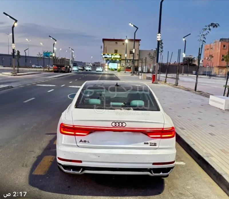 2019 اودي اي 8