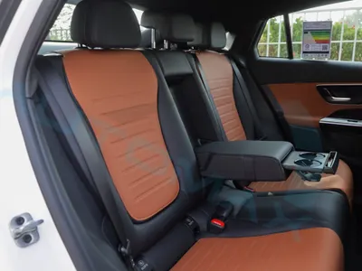 2026 مرسيدس - بنز جي إل سي 200