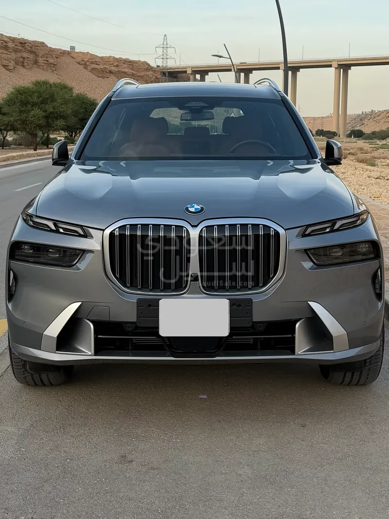 2024 بي ام دبليو الفئة اكس 7