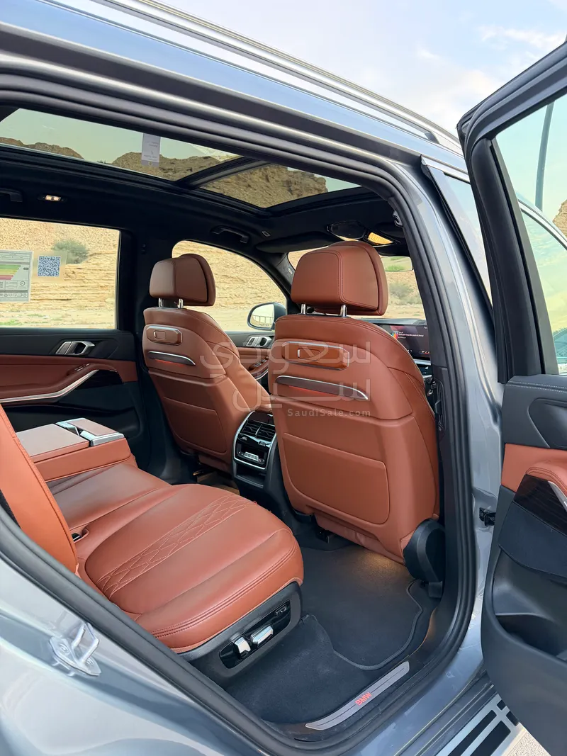 2024 بي ام دبليو الفئة اكس 7