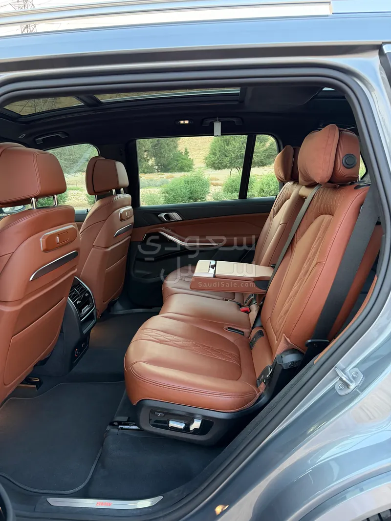 2024 بي ام دبليو الفئة اكس 7