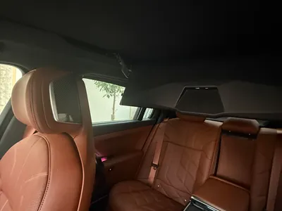 2026 بي ام دبليو الفئة السابعة 735 إل أي