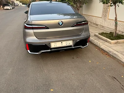 2026 بي ام دبليو الفئة السابعة 735 إل أي