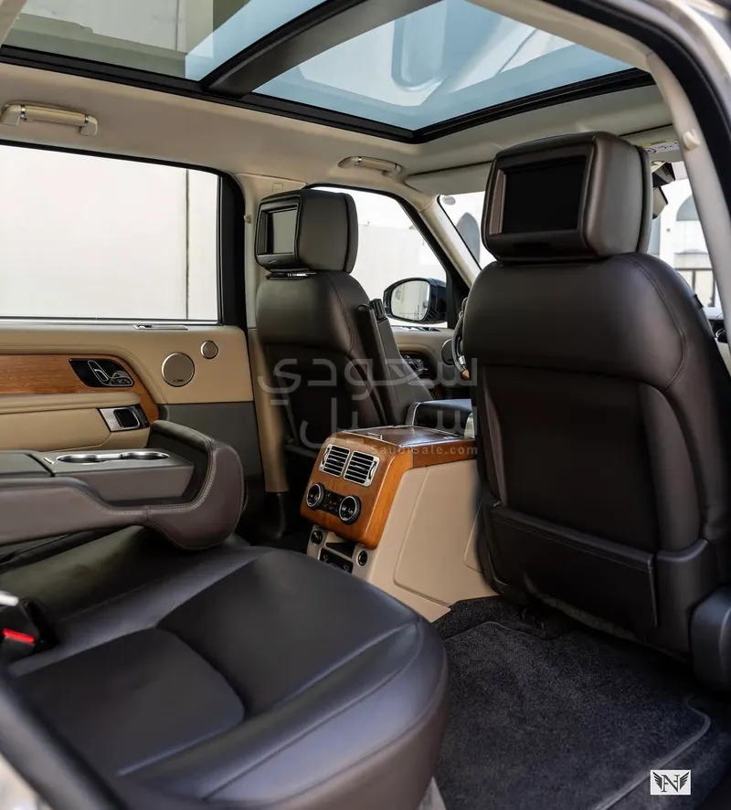 2018 لاند روفر رينج روفر اتش اس اي