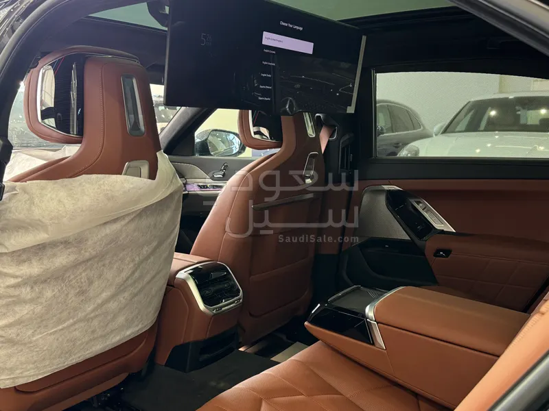 2026 بي ام دبليو الفئة السابعة 735أي