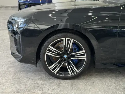 2026 بي ام دبليو الفئة السابعة 735أي