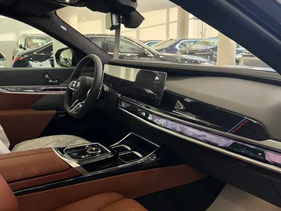 2026 بي ام دبليو الفئة السابعة 735أي