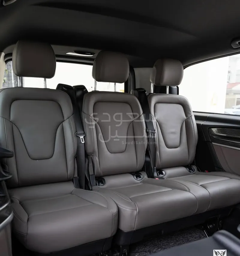 2022 مرسيدس - بنز في 250