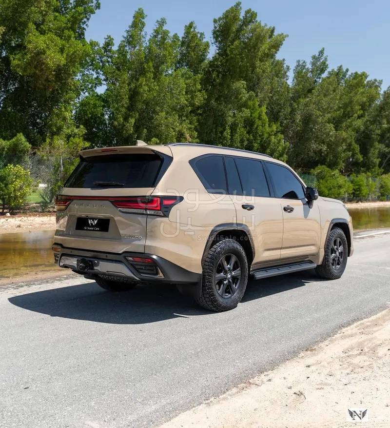 2025 لكزس إل إكس 600 اوف رود