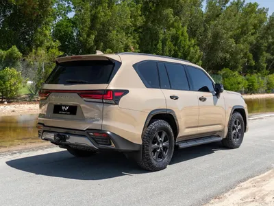 2025 لكزس إل إكس 600 اوف رود