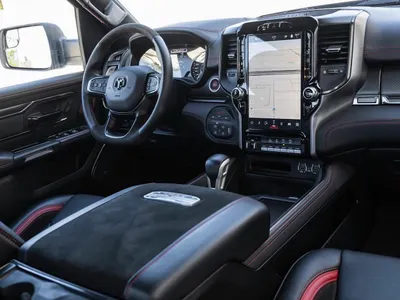 2022 دودج رام تي ار اكس